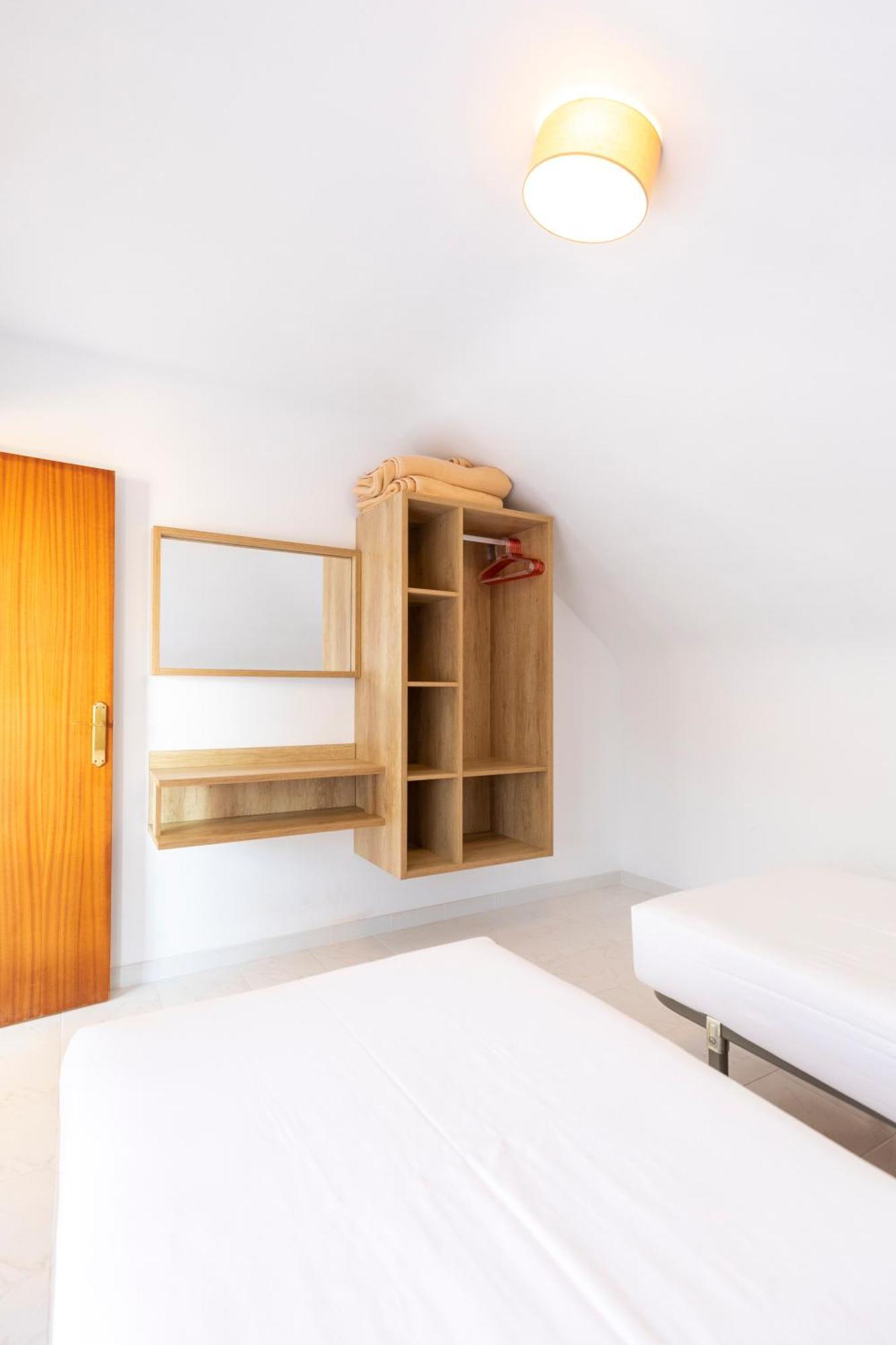 Regollera Apartment *